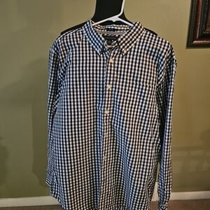 Tommy Hilfiger Men's Black and White Gingham Button-Down Shirt